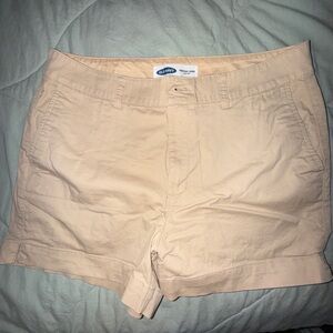 Old Navy Women's Everyday Shorts NWOT
